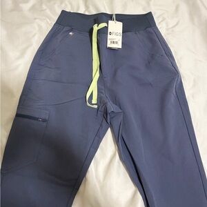 Figs woman’s space navy Joggers with Lime Drawstring
